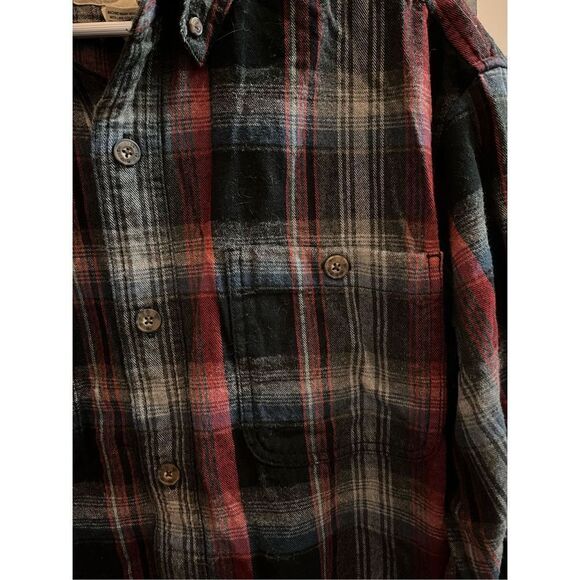 Duluth Trading Red & Gray Plaid Relaxed Fit Flannel Shirt sz M - Picture 2 of 7